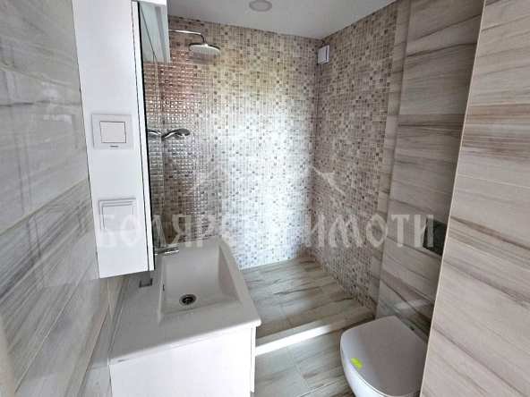 Тристаен апартамент в Горна Оряховица - 89 кв.м за 1012 €/кв.м - Снимка #1