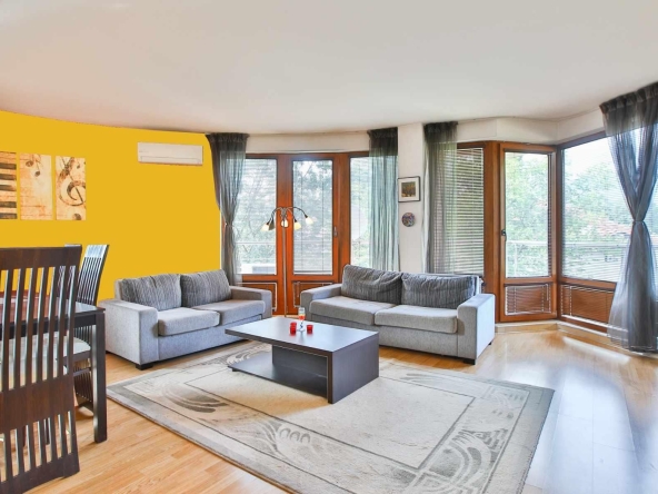 Дава се под наем Тристаен апартамент в София, Лозенец - 100 кв.м за 1200 € - Снимка #1