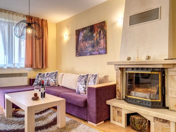 Двустаен апартамент в Пловдив, Център - 62 кв.м за 1210 €/кв.м - Снимка #1