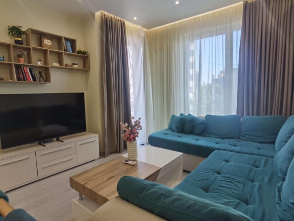 Дава се под наем Тристаен апартамент в София, Манастирски ливади - 115 кв.м за 1100 € - Снимка #1