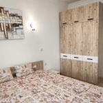 Тристаен апартамент в София, Банишора - 100 кв.м за 2000 €/кв.м - Снимка #1