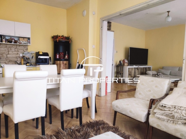 Четиристаен апартамент в Пловдив, Център - 100 кв.м за 1020 €/кв.м - Снимка #1