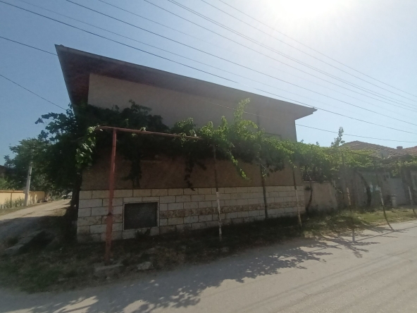 Къща в с. Стоб, Област Кюстендил - 90 кв.м за 589 €/кв.м - Снимка #1