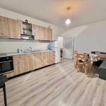 Дава се под наем Тристаен апартамент в Варна, Зимно кино Тракия - 90 кв.м за 500 € - Снимка #1