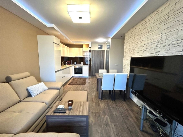 Дава се под наем Двустаен апартамент в София, Витоша - 70 кв.м за 600 € - Снимка #1