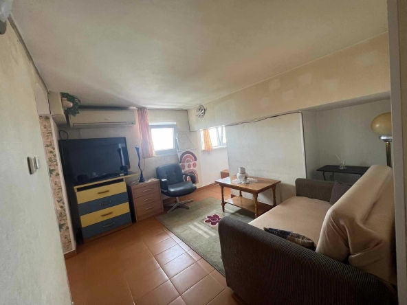 Дава се под наем Едностаен апартамент в София, Гоце Делчев - 50 кв.м за 350 € - Снимка #1