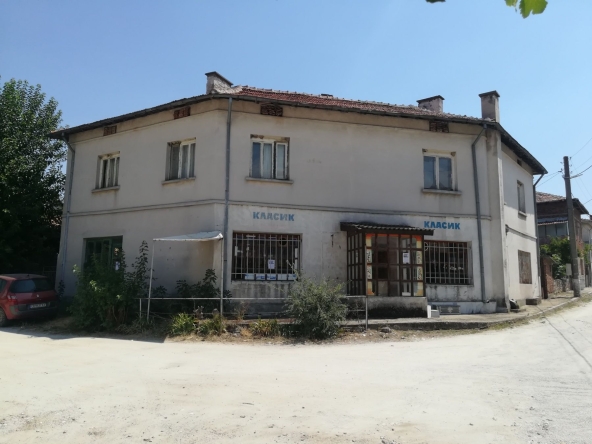 Къща в с. Микрево, Област Благоевград - 304 кв.м за 109 €/кв.м - Снимка #1