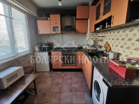 Тристаен апартамент в Велико Търново, Бузлуджа - 76 кв.м за 1224 €/кв.м - Снимка #1