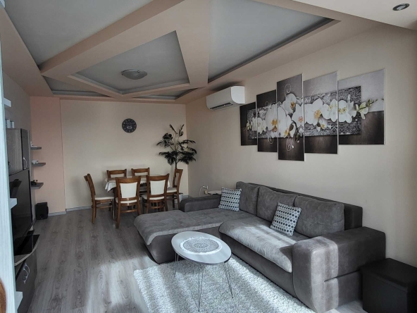 Тристаен апартамент в Казанлък - 70 кв.м за 933 €/кв.м - Снимка #1