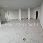 Дава се под наем Магазин в Велико Търново, Акация - 100 кв.м за 612 € - Снимка #1