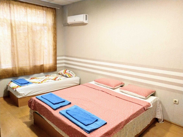 Дава се под наем Двустаен апартамент в Бургас, Възраждане - 50 кв.м за 195 € - Снимка #1