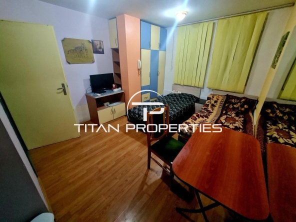 Дава се под наем Едностаен апартамент в Бургас, Възраждане - 25 кв.м за 204 € - Снимка #1