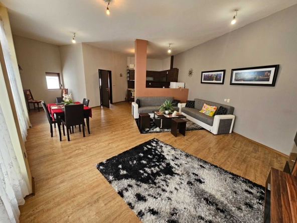 Тристаен апартамент в Велинград - 107 кв.м за 1320 €/кв.м - Снимка #1