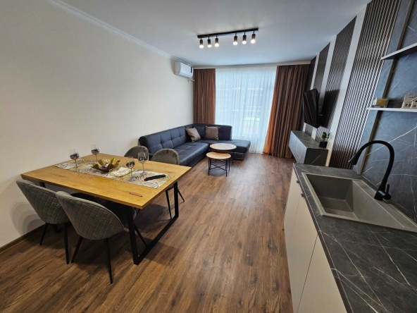 Тристаен апартамент в Велинград - 86 кв.м за 1551 €/кв.м - Снимка #1