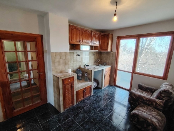 Тристаен апартамент в с. Каменец, Област Плевен - 74 кв.м за 193 €/кв.м - Снимка #1