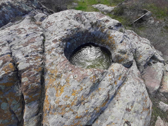 Парцел в с. Минерални бани, Област Хасково - 730 кв.м за 35 €/кв.м - Снимка #1