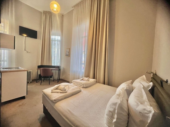 Дава се под наем Едностаен апартамент в Варна, Център - 31 кв.м за 400 € - Снимка #1