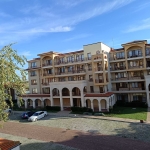 Двустаен апартамент в Балчик - 82 кв.м за 696 €/кв.м - Снимка #1