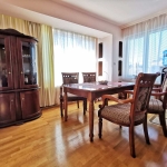 Тристаен апартамент в Варна, Център - 105 кв.м за 3334 €/кв.м - Снимка #1