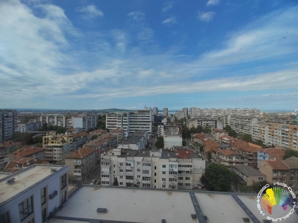 Двустаен апартамент в Бургас, Братя Миладинови - 88 кв.м за 2148 €/кв.м - Снимка #1