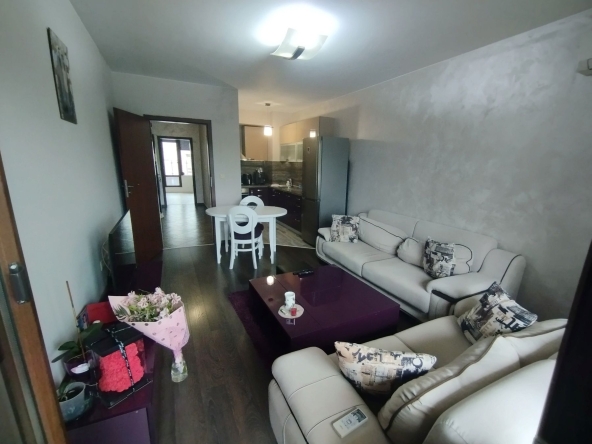 Тристаен апартамент в Пловдив, Каменица 2 - 109 кв.м за 2606 €/кв.м - Снимка #1