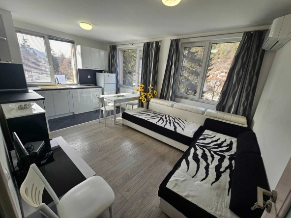 Двустаен апартамент в Велинград - 60 кв.м за 1010 €/кв.м - Снимка #1