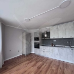 Дава се под наем Едностаен апартамент в Варна, м-т Траката - 71 кв.м за 500 € - Снимка #1