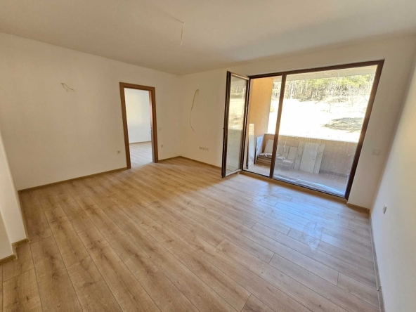 Тристаен апартамент в Велинград - 89 кв.м за 1198 €/кв.м - Снимка #1