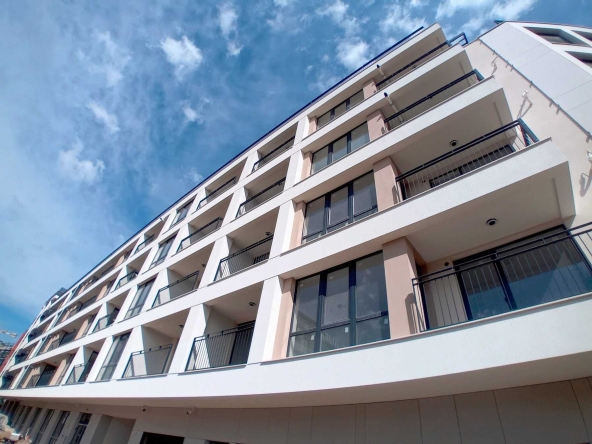 Четиристаен апартамент в София, Малинова долина - 226 кв.м за 1367 €/кв.м - Снимка #1