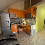 Дава се под наем Тристаен апартамент в Варна, Спортна зала - 100 кв.м за 500 € - Снимка #1