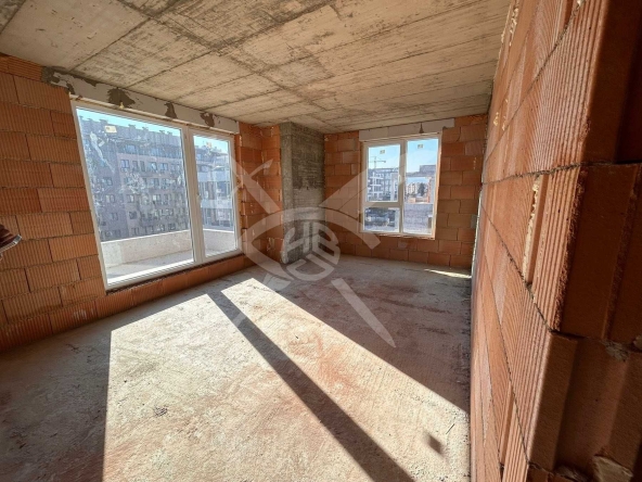 Двустаен апартамент в Пловдив, Христо Смирненски - 71 кв.м за 1324 €/кв.м - Снимка #1