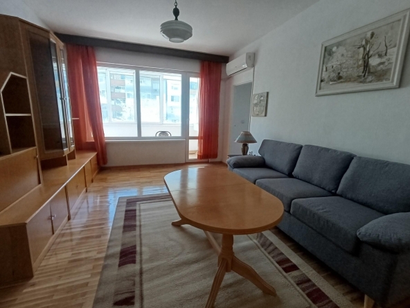 Дава се под наем Двустаен апартамент в Варна, Левски - 65 кв.м за 375 € - Снимка #1