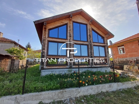 Къща в с. Бродилово, Област Бургас - 190 кв.м за 1027 €/кв.м - Снимка #1