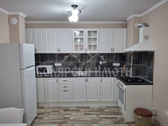 Дава се под наем Двустаен апартамент в Велико Търново, Колю Фичето - 64 кв.м за 255 € - Снимка #1