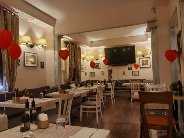 Дава се под наем Зала за събития в София, Център -  кв.м за 35.7 € - Снимка #1