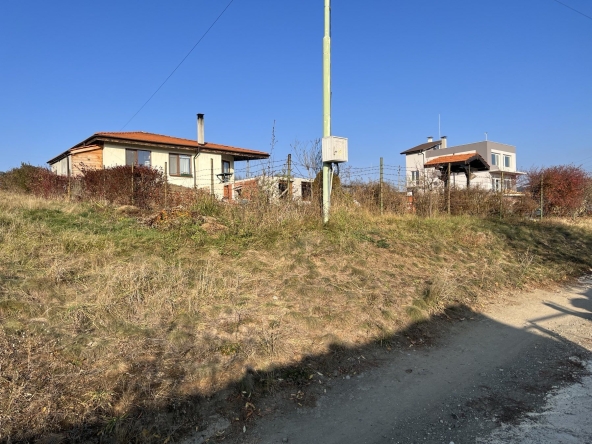 Парцел в с. Златуша, Област София-област - 1308 кв.м за 85 €/кв.м - Снимка #1