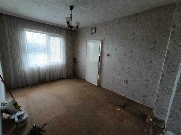 Двустаен апартамент в Търговище, Запад 1 - 67 кв.м за 1104 €/кв.м - Снимка #1