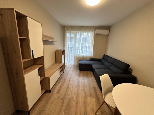 Дава се под наем Двустаен апартамент в Варна, Погреби - 55 кв.м за 500 € - Снимка #1