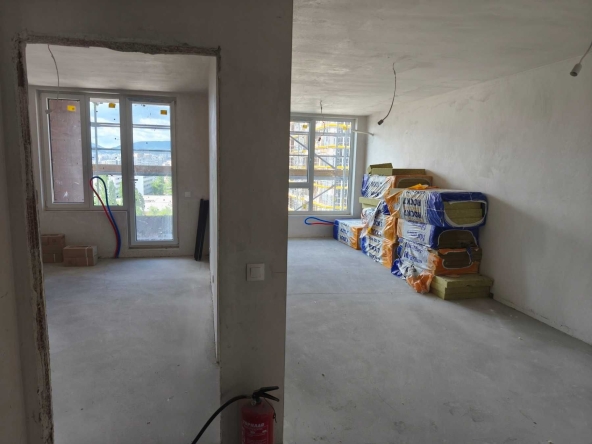 Двустаен апартамент в София, Център - 72 кв.м за 2459 €/кв.м - Снимка #1