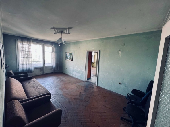 Тристаен апартамент в София, Бъкстон - 90 кв.м за 2667 €/кв.м - Снимка #1