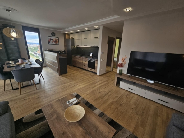 Дава се под наем Тристаен апартамент в София, Кръстова вада - 145 кв.м за 1500 € - Снимка #1