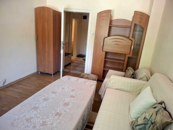 Дава се под наем Двустаен апартамент в Пловдив, Кършияка - 60 кв.м за 331.5 € - Снимка #1
