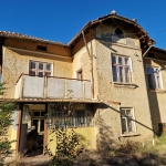 Къща в с. Обнова, Област Плевен - 130 кв.м за 71 €/кв.м - Снимка #1