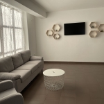 Дава се под наем Двустаен апартамент в Пловдив, Сточна гара - 80 кв.м за 600 € - Снимка #1