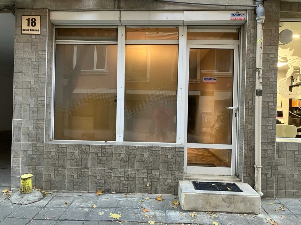 Дава се под наем Офис в Варна, Чаталджа - 50 кв.м за 484.5 € - Снимка #1