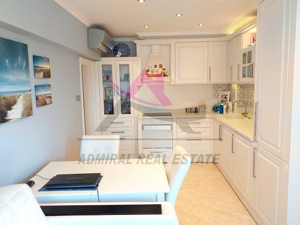 Дава се под наем Двустаен апартамент в Варна, Бриз - 69 кв.м за 664 € - Снимка #1