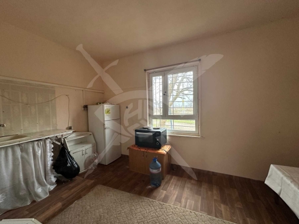 Промишлена сграда в с. Селци, Област Пловдив - 11828 кв.м за 20 €/кв.м - Снимка #1