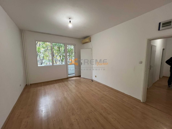 Тристаен апартамент в Варна, Базар Левски - 68 кв.м за 2927 €/кв.м - Снимка #1