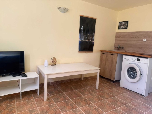 Дава се под наем Едностаен апартамент в Балчик - 22 кв.м за 170 € - Снимка #1