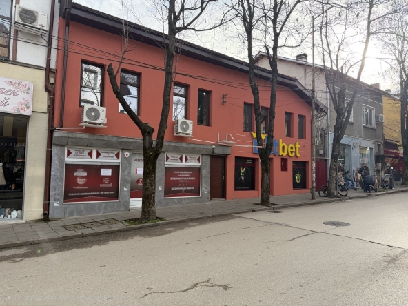 Дава се под наем Офис в Троян - 40 кв.м за 498.27 € - Снимка #1